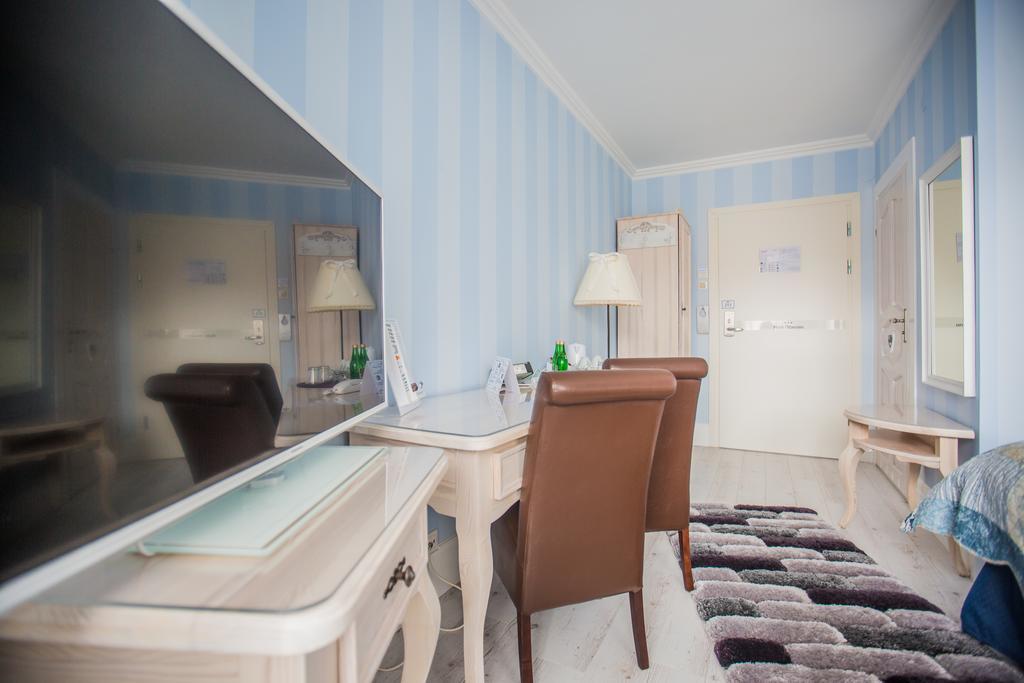 Hotel Ottaviano Świnoujście Extérieur photo